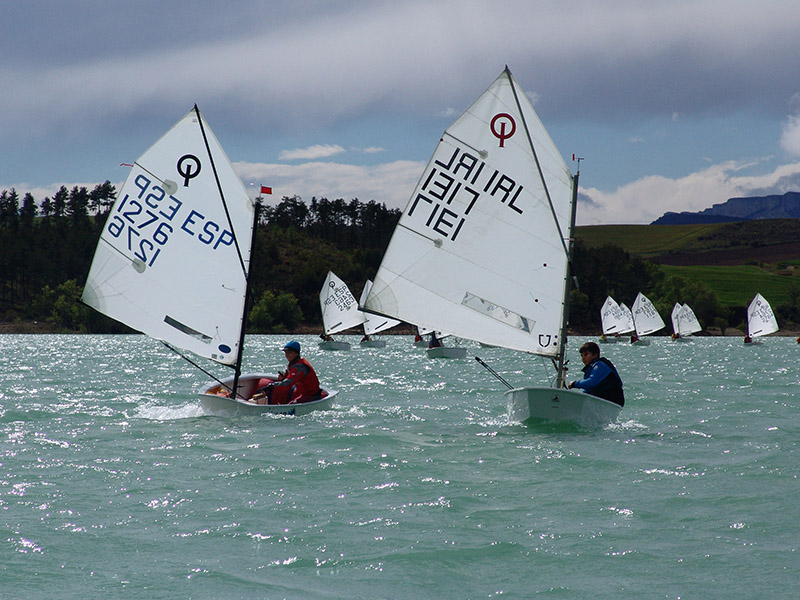 …Y efectivamente Eolo complicó la regata