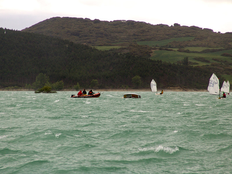 …Y efectivamente Eolo complicó la regata