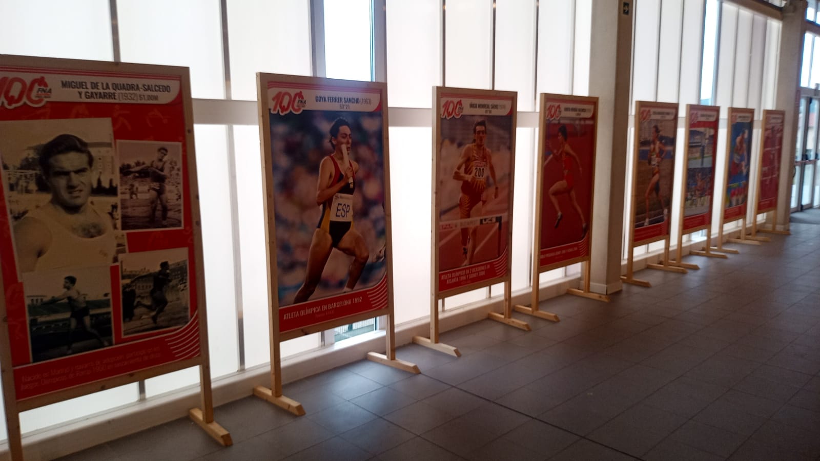 CAMBIO DE EXPOSICI&Oacute;N CENTENARIO