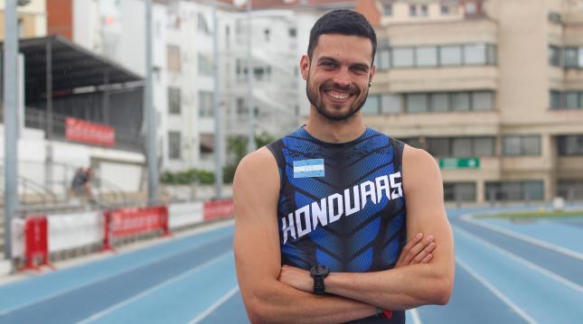 I&ntilde;igo P&eacute;rez en mundial Short Track