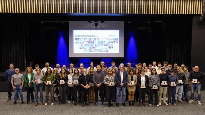 Pamplona homenajea a 41 deportistas de distintas disciplinas que han destacado por sus logros en 2025.