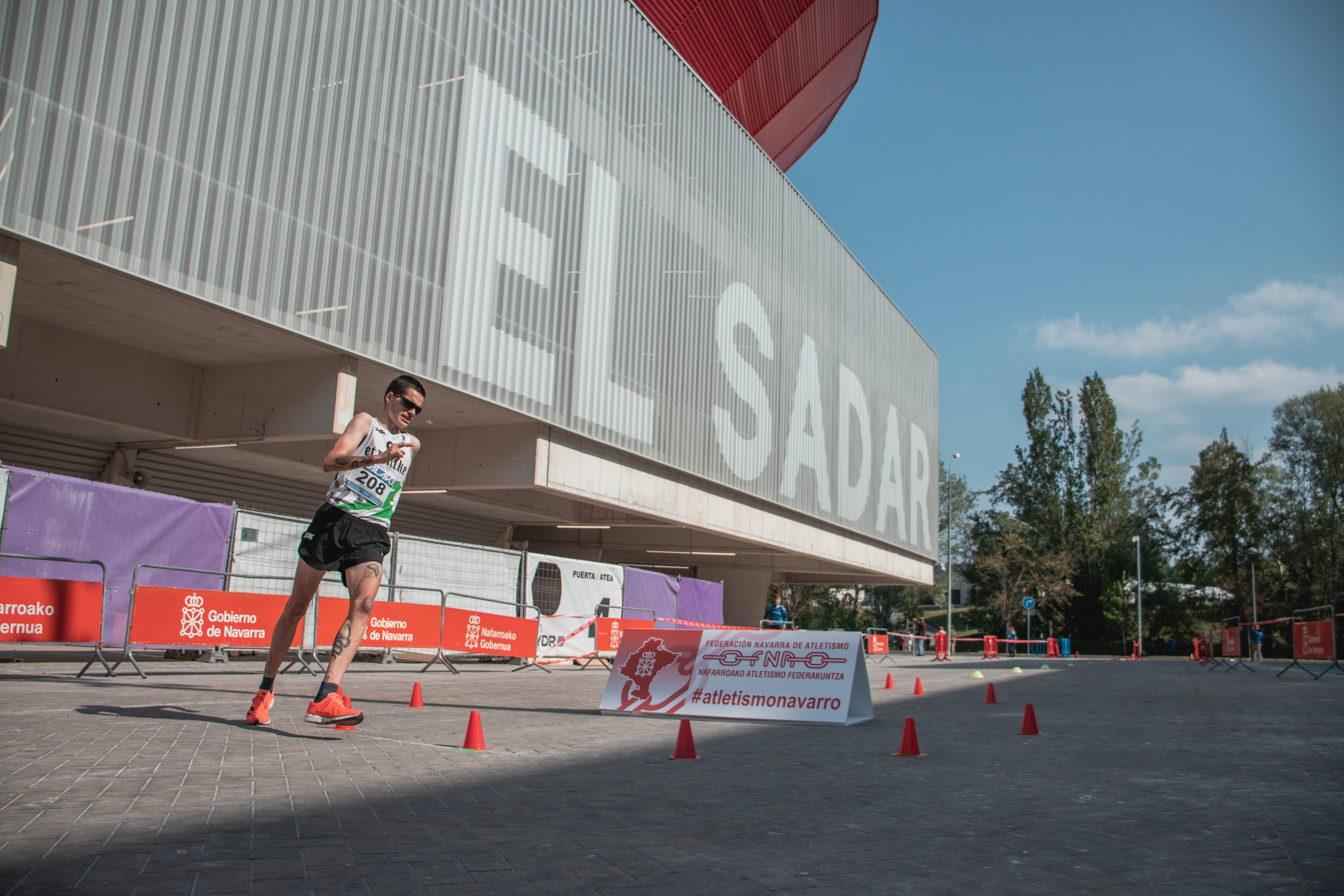 UN R&Eacute;CORD NAVARRO Y UN R&Eacute;CORD DE ESPA&Ntilde;A EN EL GP NACIONAL DE MARCHA CIUDADELA DE PAMPLONA