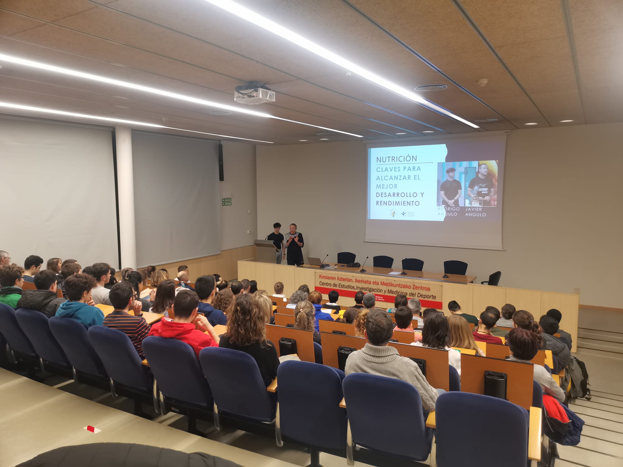 Charla de Nutrici&oacute;n PRONATREN