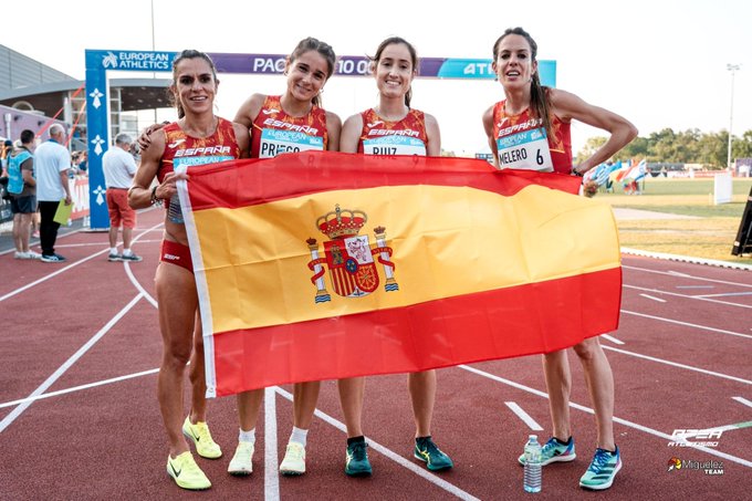 Maitane plata por equipos en la Copa  de Europa de 10000 metros