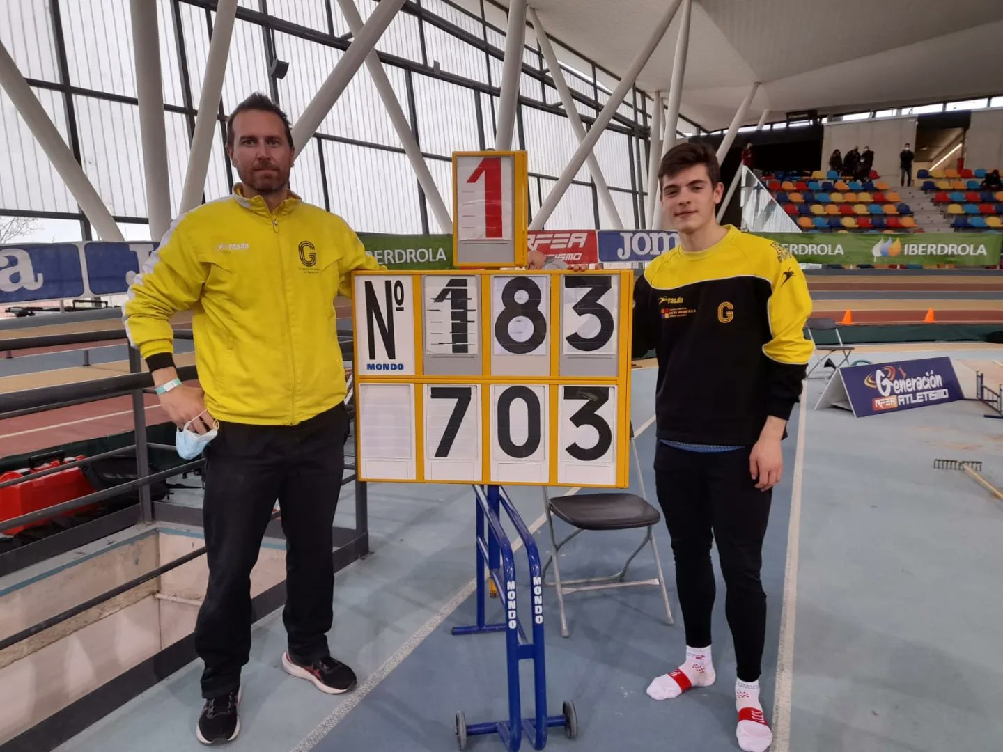 Dos medallas y un r&eacute;cord de Espa&ntilde;a en el nacional sub 16 de pista cubierta