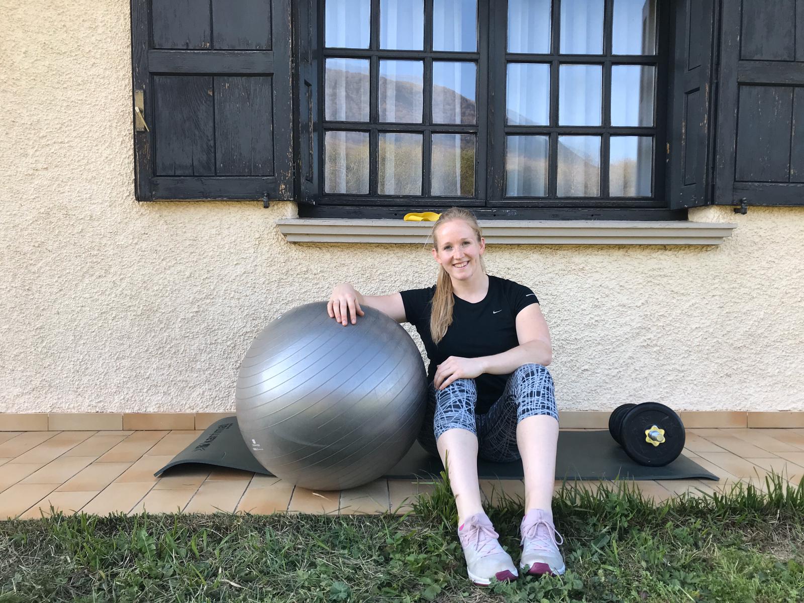 #yoentrenoencasa JUNE KINTANA