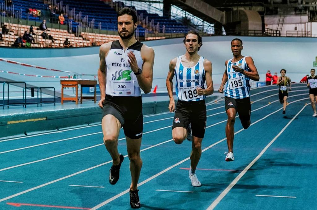 UN R&Eacute;CORD NAVARRO, UN CUARTO PUESTO DEL PAMPLONA ATLETICO EN LA COPA Y UN CAMPEONATO NAVARRO DE PISTA CUBIERTA AL AIRE LIBRE