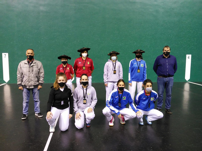 Mano y Paleta Goma femenina en las finales del Campeonato Navarro de Clubes