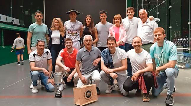 Luis S&aacute;nchez se hace con la txapela en el Campeonato de Francia de Parejas de Trinquete