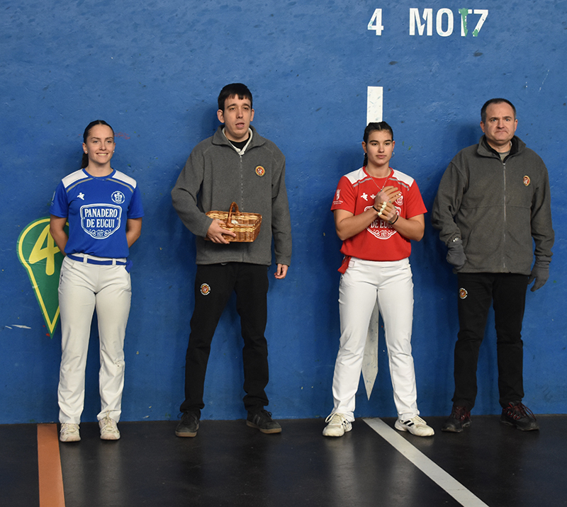 Aizane Ibarrola y Andoni Sarasibar se llevan el Torneo del 4 y Medio de Huarte