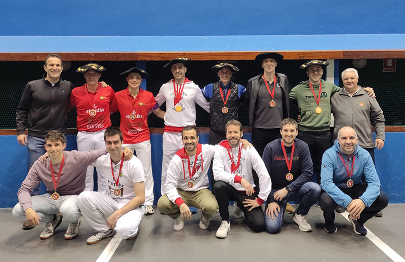 Emoci&oacute;n por partida doble y &ldquo;sorpresa&rdquo; en las finales del Campeonato Navarro de Clubes de Trinkete