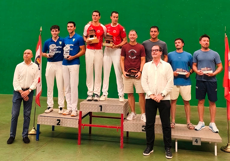Doble victoria foral en la Semana Internacional de Pelota de Covadonga