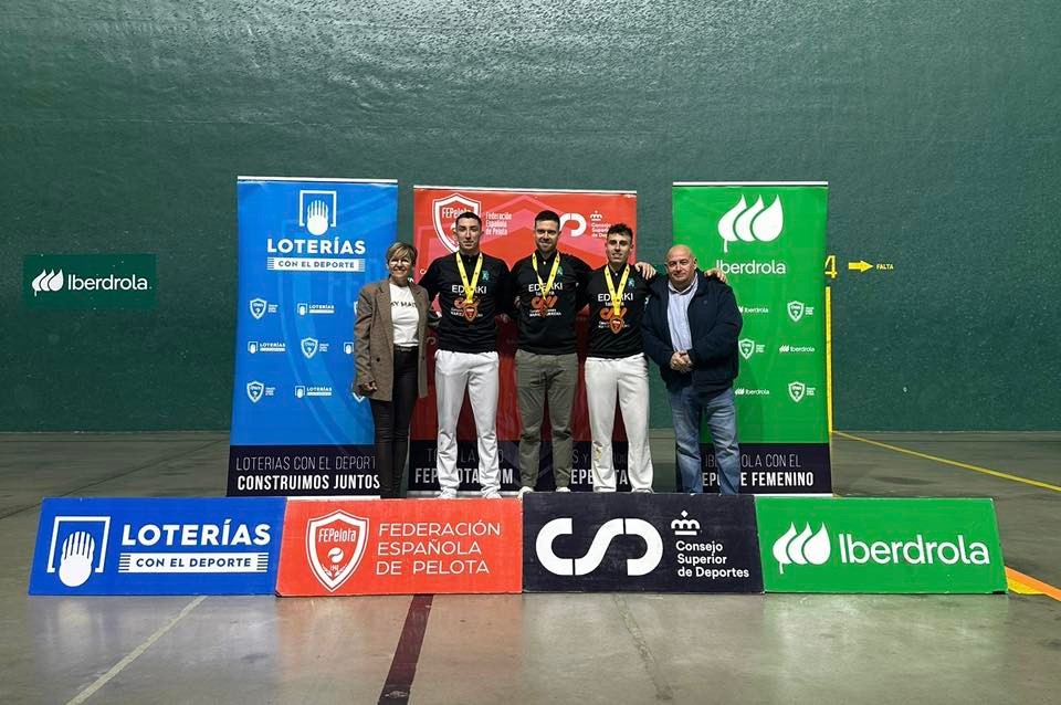 Zugarralde retorna a la Divisi&oacute;n de Honor