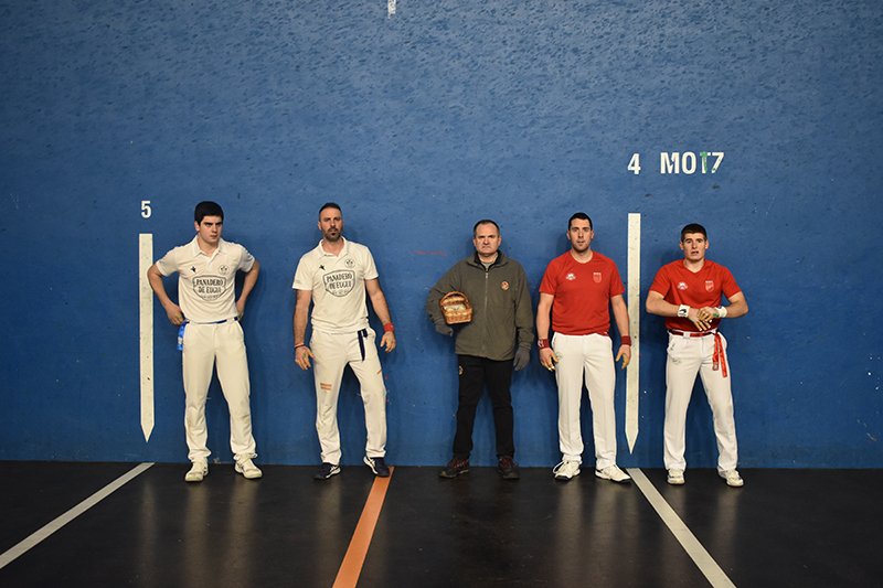 Arranc&oacute; el Campeonato de Espa&ntilde;a de Clubes en Front&oacute;n de 36 metros