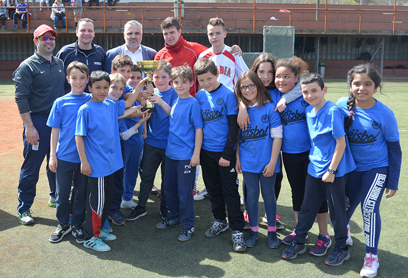 &Eacute;xito del XII Torneo Interescolar