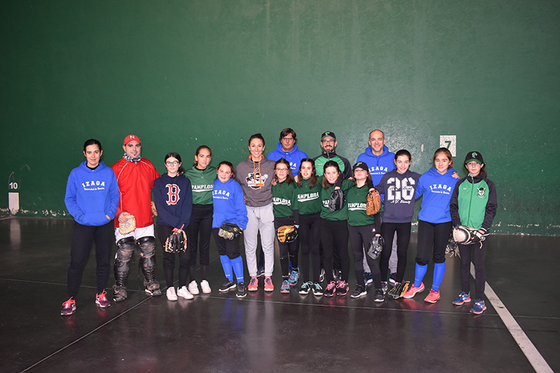 Clinic para lanzadoras y receptoras en la Universidad de Navarra