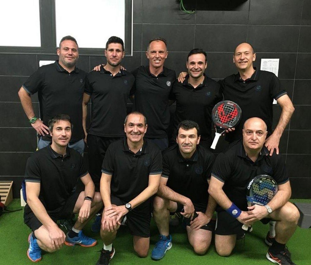 Itaroa Pablo Semprún Sport Center y Club Tenis Pamplona vencen en el Campeonato Navarro por Equipos de Clubes de Veteranos
