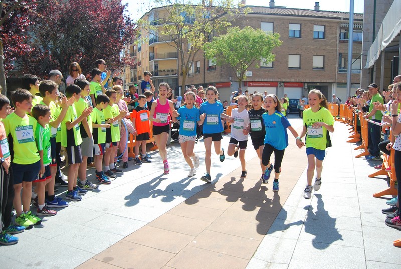 Zancadas solidarias en el Valle de Aranguren