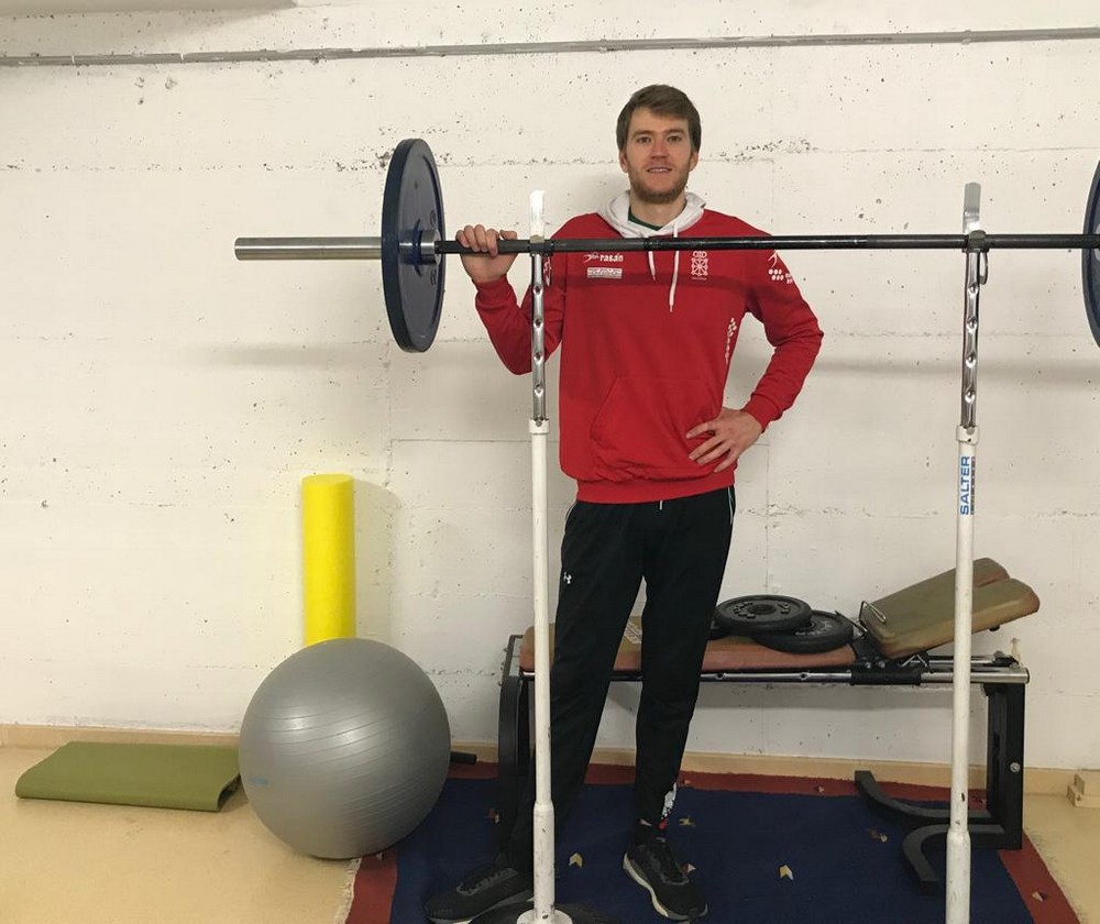 #yoentrenoencasa con Adri&aacute;n Vall&eacute;s