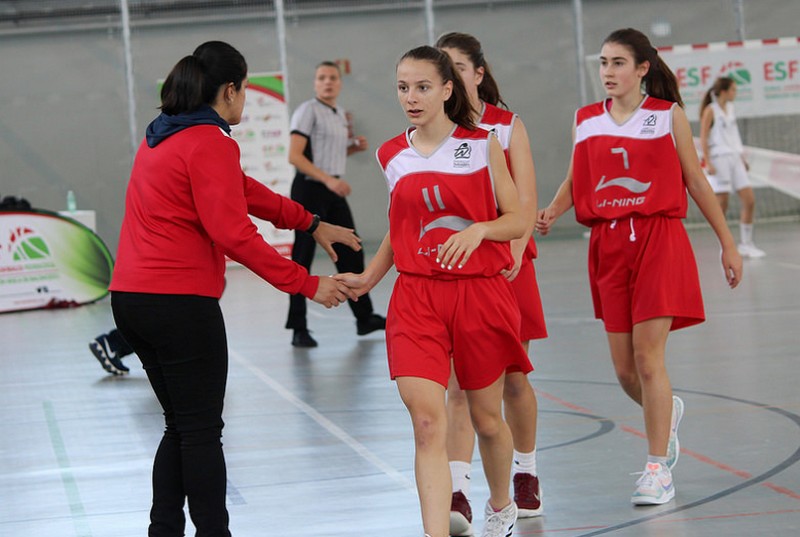 Nuestras selecciones cadetes e infantiles dan la cara