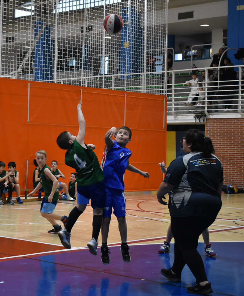Galer&iacute;a de Fotos del Ardoi Lobos vs CD Huerto