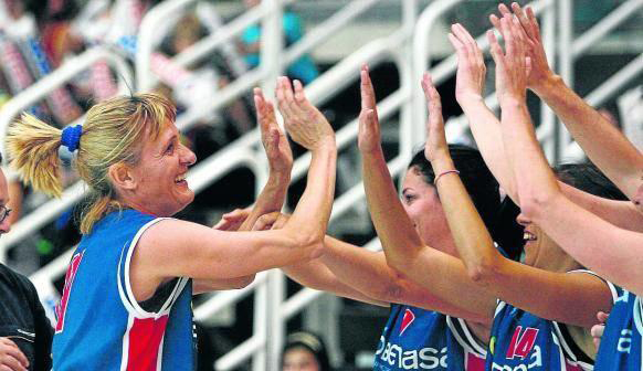 Entrevista a Reyes Castiella