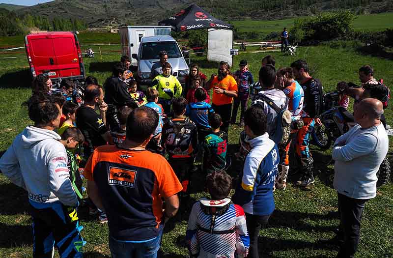 Aibar acogió la cuarta prueba del Campeonato Navarro de Enduro Infantil.
