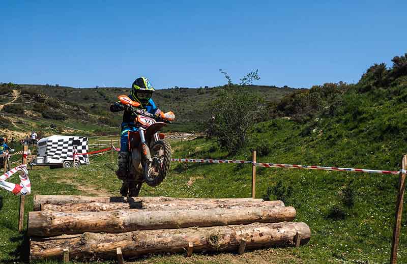 Aibar acogió la cuarta prueba del Campeonato Navarro de Enduro Infantil.