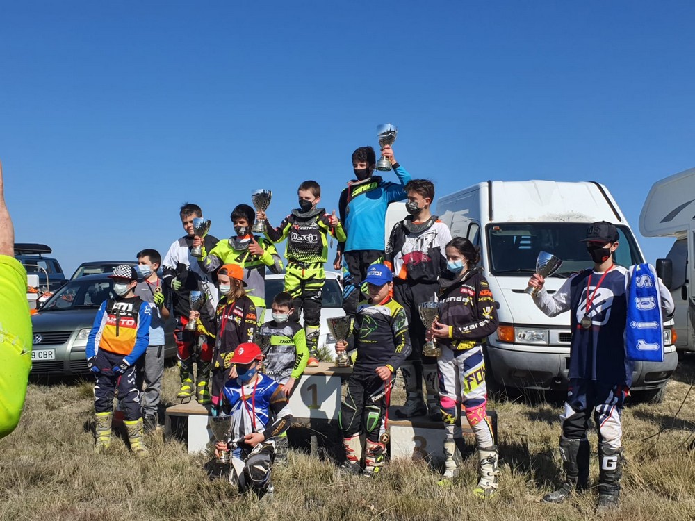 Los pilotos navarros brillan en Uju&eacute;