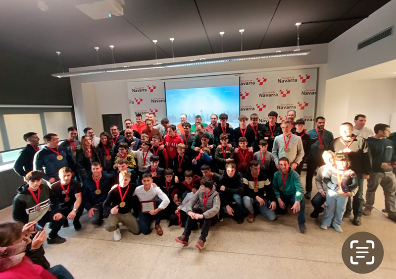 La Federaci&oacute;n Navarra de Motociclismo entreg&oacute; sus trofeos