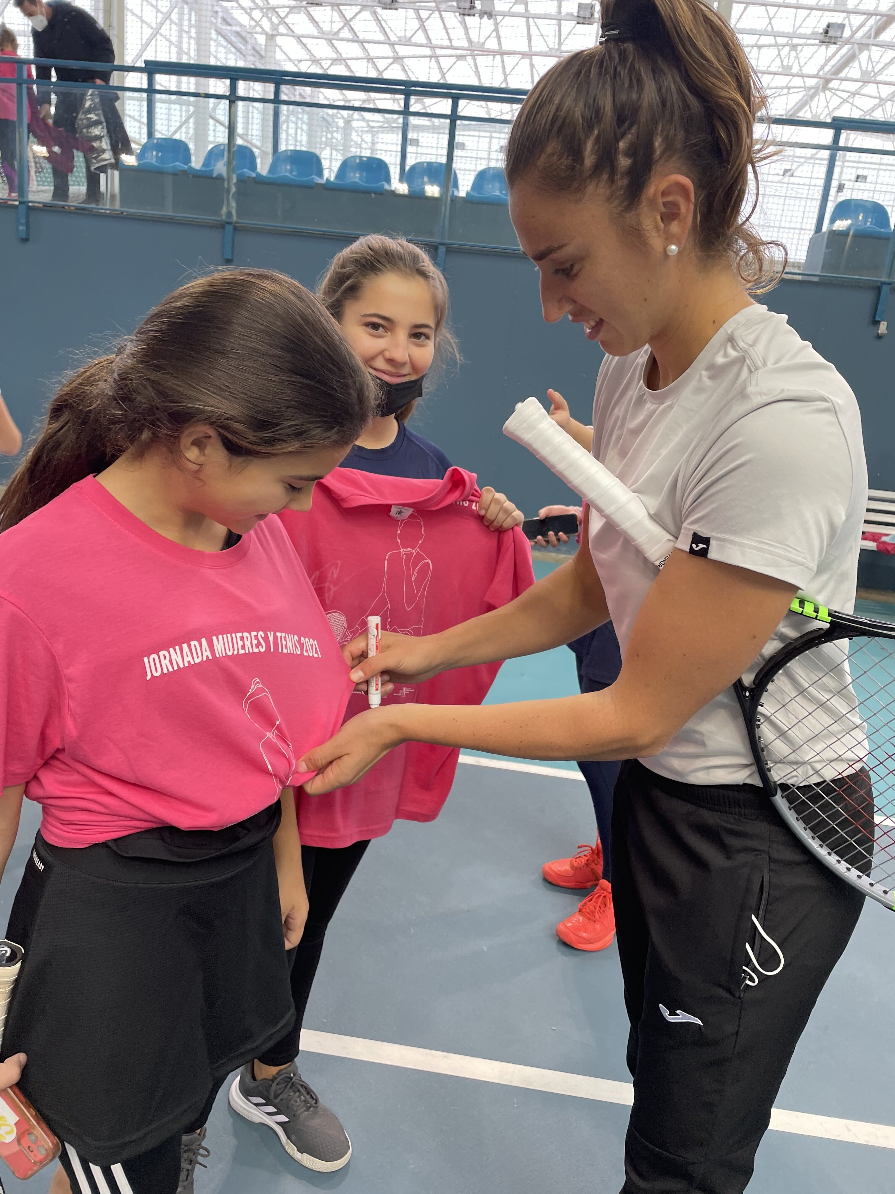 Éxito en la jornada "Mujeres y Tenis"