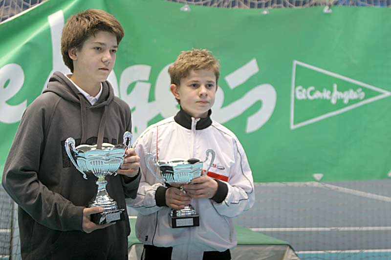 I&ntilde;igo Saez y Olga Arruabarrena campeones del primer torneo 2011 en Navarra