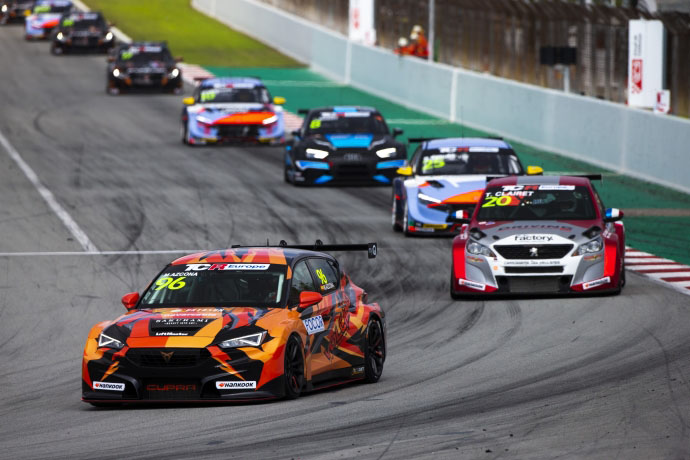 Mikel Azcona repite título europeo