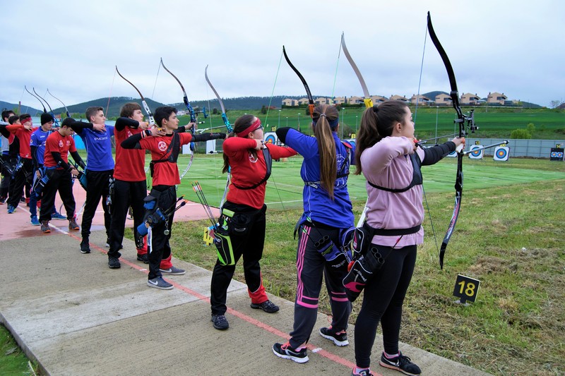 II Tirada JDN y Campeonato Navarro con la l&iacute;nea de tiro al completo