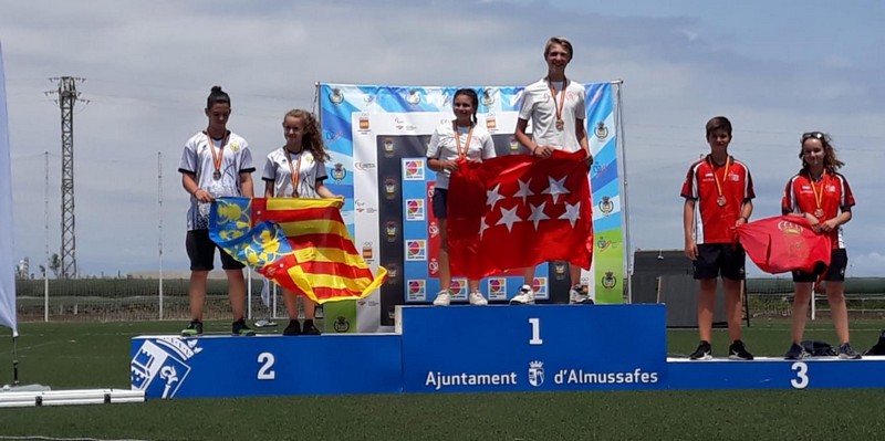Jóvenes medallas para el tiro con arco navarro.