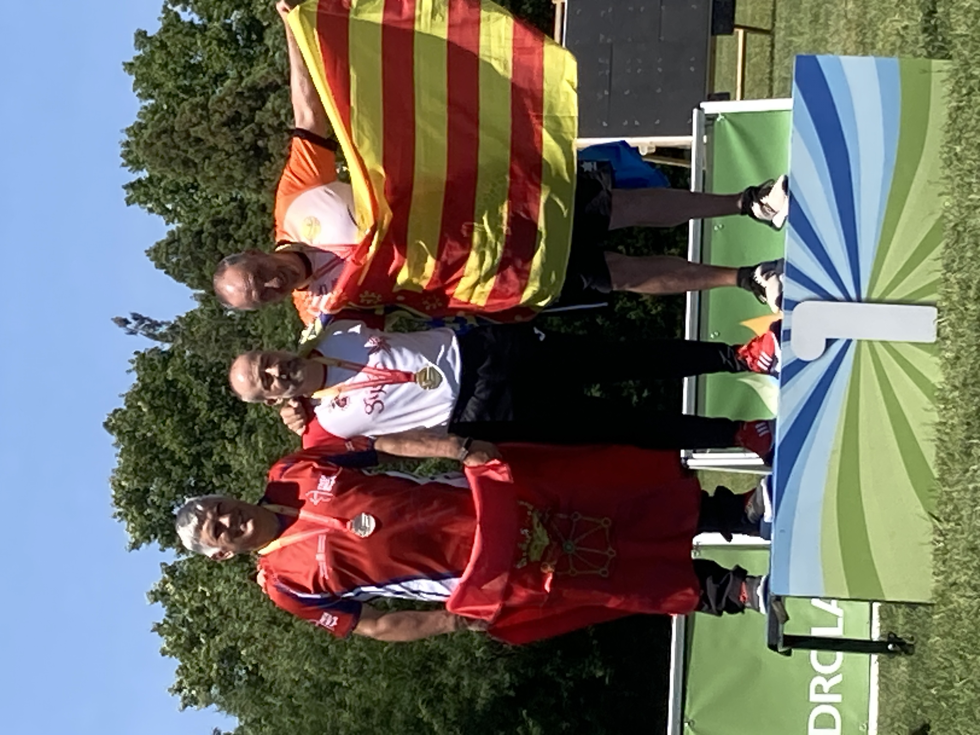 Dos medallas de plata para longbow en el Cto. de España al Aire Libre