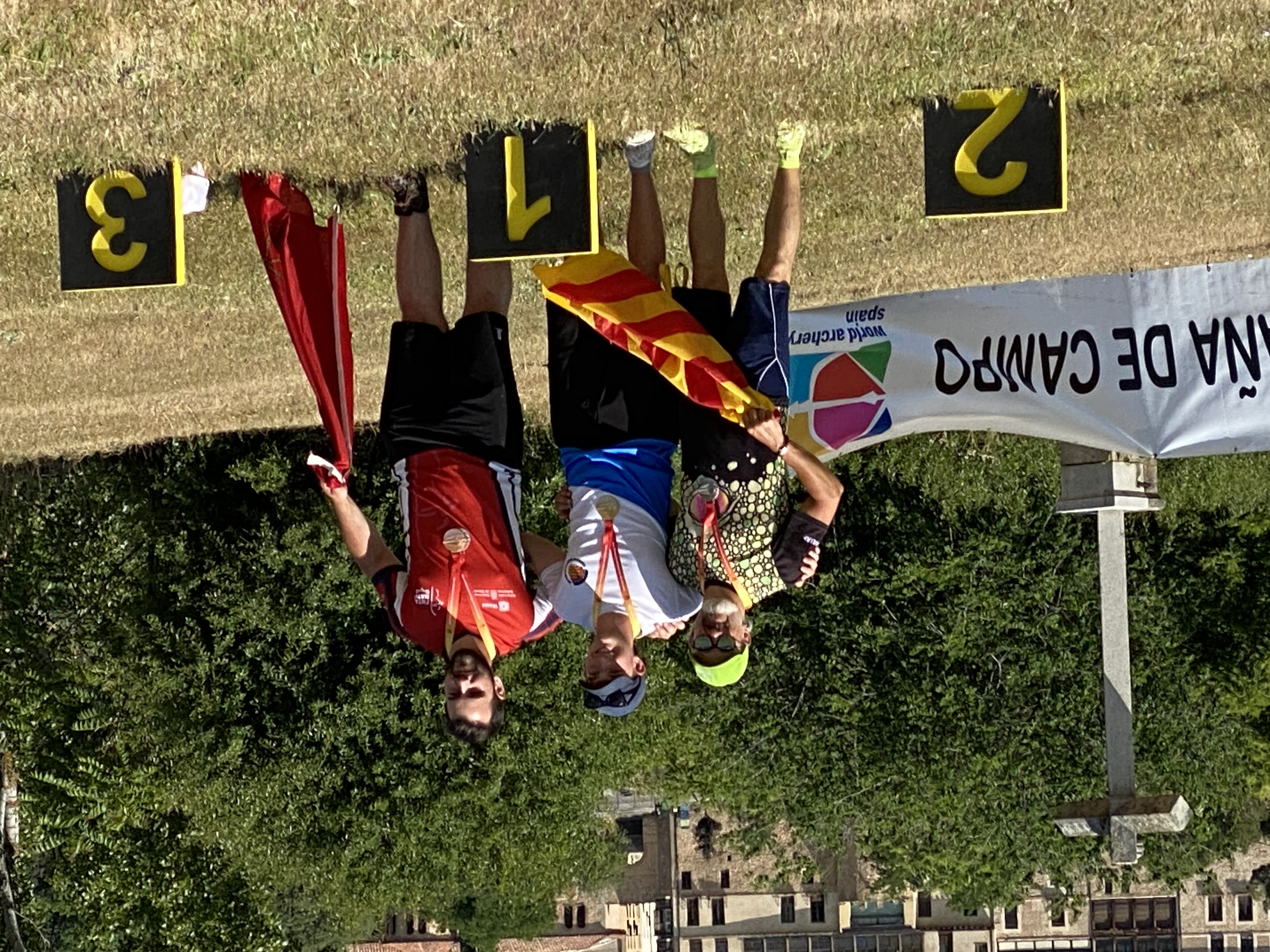 Los Navarros de Tiro con Arco brillan de nuevo en Segovia