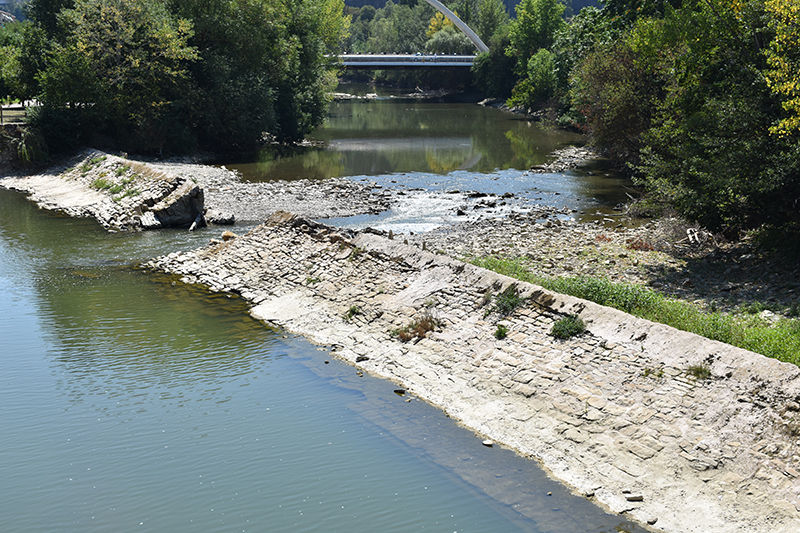 Sesi&oacute;n de Trabajo Sobre la Presa de Santa Engracia