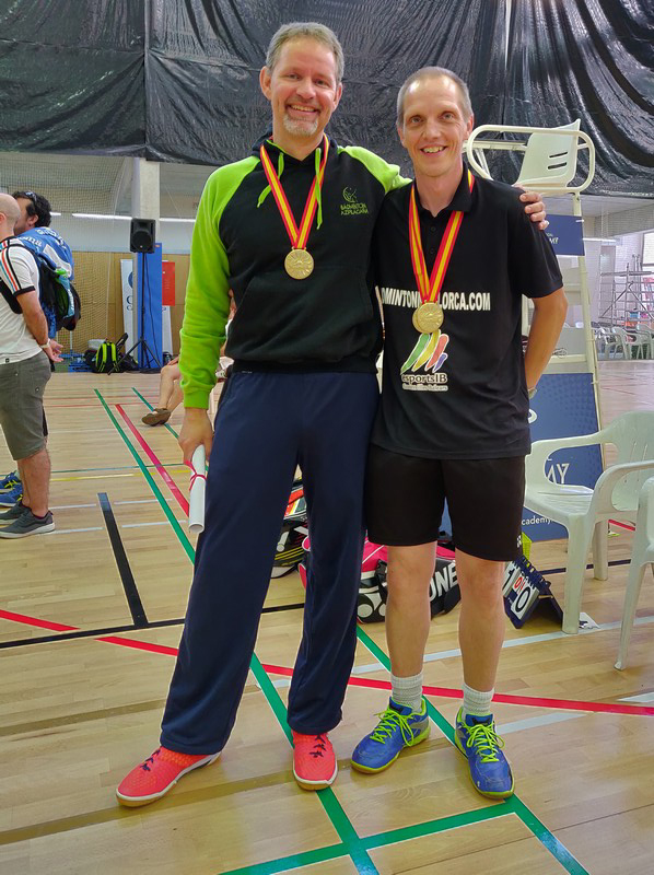 Tres Medallas para Navarra en el Campeonato de España Senior de Bádminton