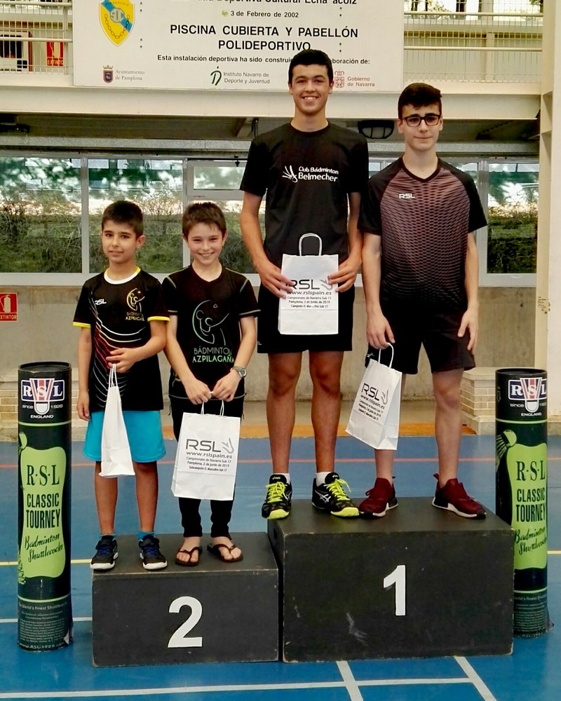 Fin de semana de competiciones para el badminton navarro