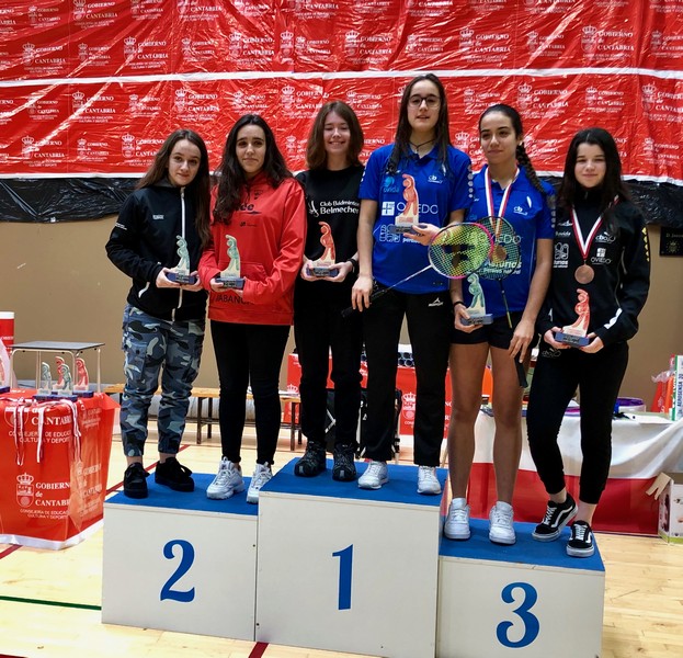 Triple medalla en Liencres.