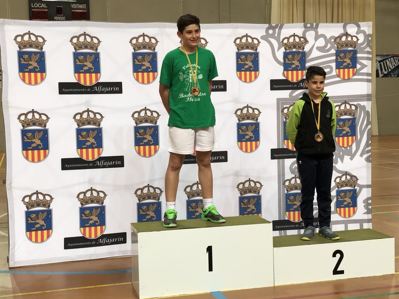 Ocho metales para los clubes navarros en Alfajarín