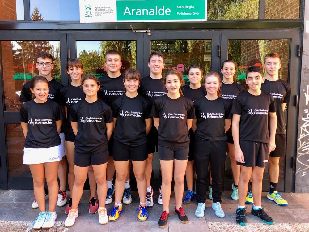 Trece podios en Vitoria