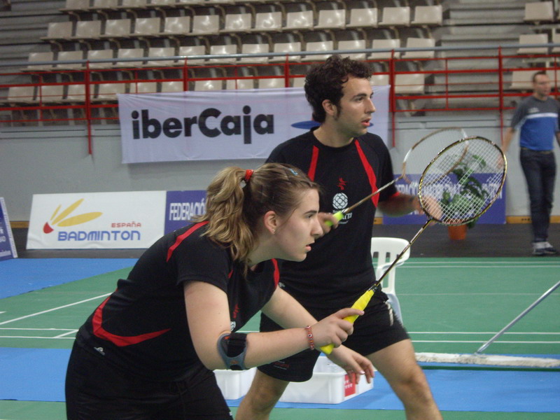 TRIPLETE PARA LOS ABSOLUTOS DEL CLUB B&Aacute;DMINTON ESTELLA
