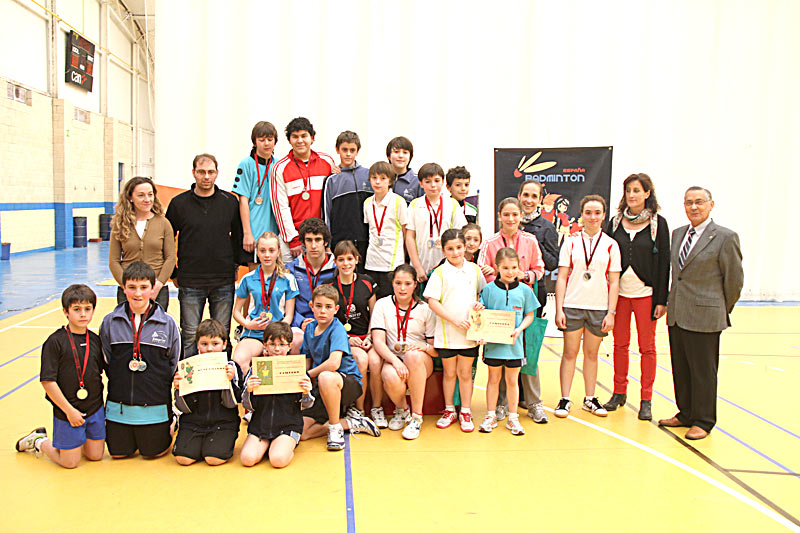 LOS JUEGOS DEPORTIVOS DE BADMINTON FINALIZAN CON &Eacute;XITO