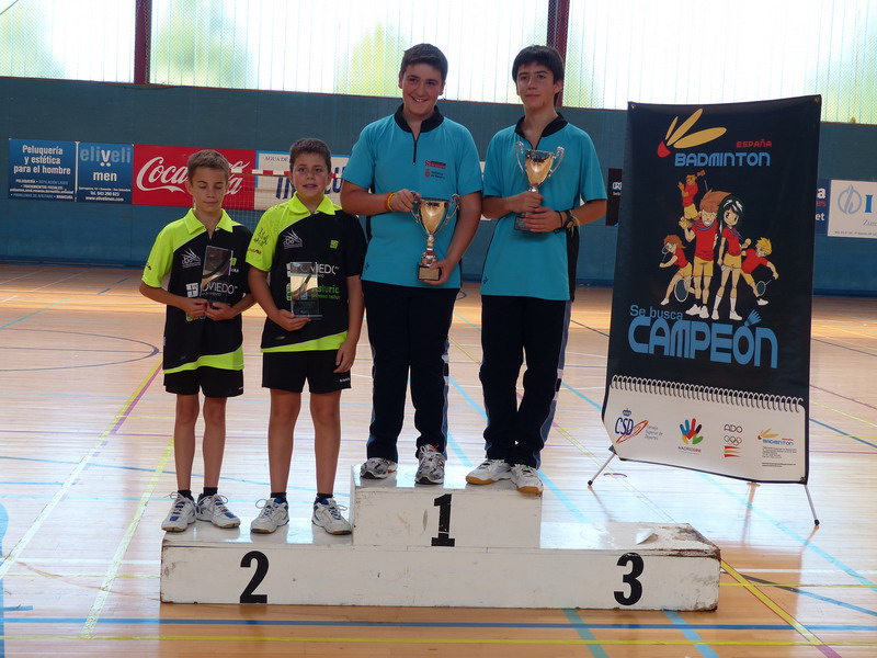 COMIENZO DE TEMPORADA CON TRIUNFOS PARA EL BADMINTON ESTELLA