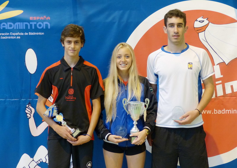 EL CLUB BADMINTON ESTELLA SE TRAE DOS OROS Y UNA PLATA DE SAN SEBASTIAN