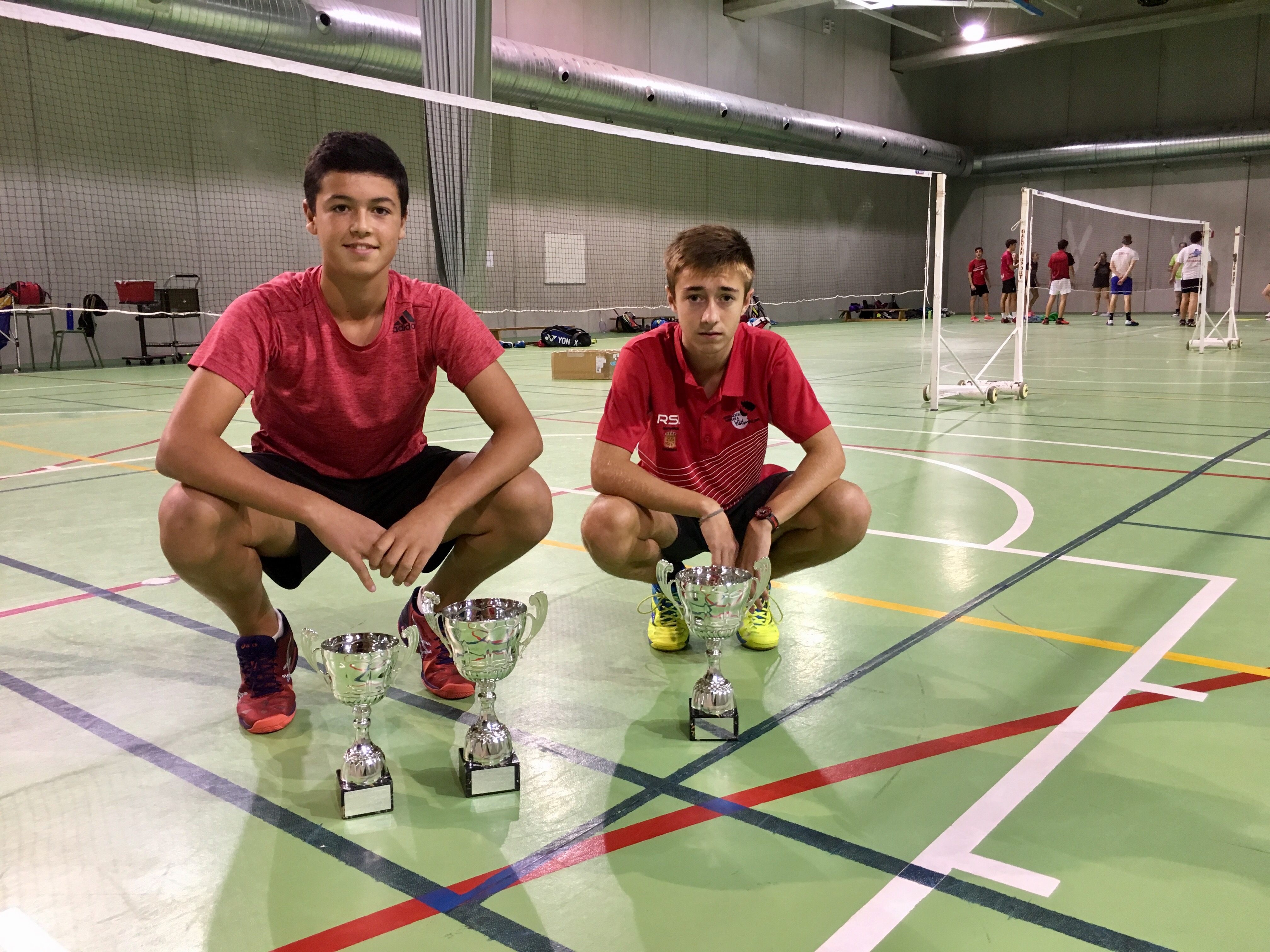 Ander Cubillas y Juan Canton despuntan en San Sebastian