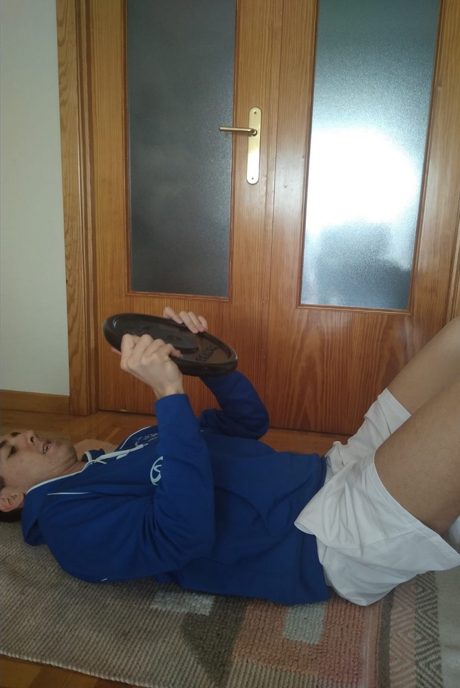 #yoentrenoencasa con Adur Mendívil