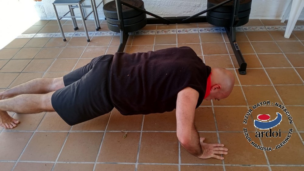 #yoentrenoencasa con Raúl González